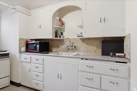 Kitchen - 348 E 200 N, Logan, UT 84321 photo 5 of 6
