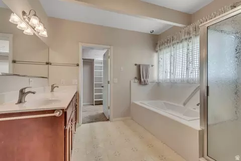 Bath - 157 E 4380 N, Provo, UT 84604 photo 2 of 4
