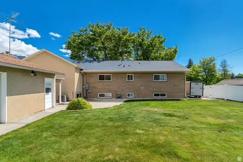 Exterior - 157 E 4380 N, Provo, UT 84604 photo 4 of 5
