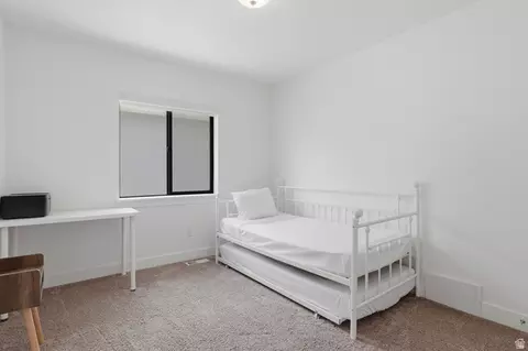 Bedroom - 7152 N Brook Rdg, Eagle Mountain, UT 84005 photo 2 of 4