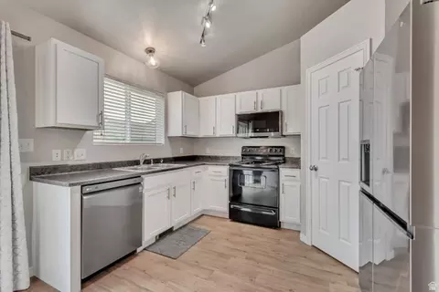 Kitchen - 2368 E Hitching Post Dr, Eagle Mountain, UT 84005 photo 2 of 2
