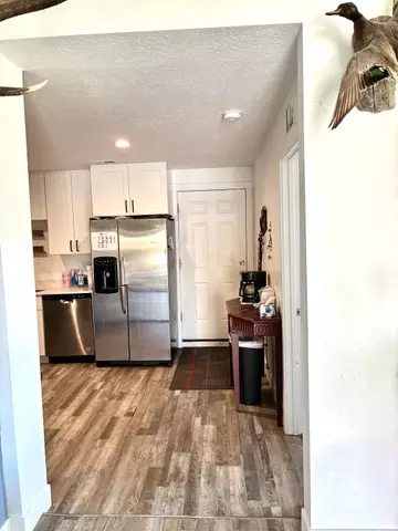 Entry Way - 175 S Eagle St, Eureka, UT 84628 photo 4 of 5