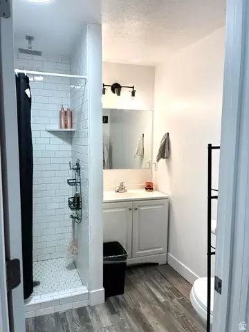 Bath - 175 S Eagle St, Eureka, UT 84628 photo 2 of 4