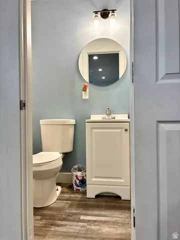 Bath - 175 S Eagle St, Eureka, UT 84628 photo 3 of 4