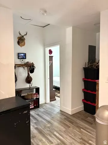 Entry Way - 175 S Eagle St, Eureka, UT 84628 photo 3 of 5