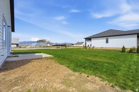 Exterior - 117 Eagle Way, Preston, ID 83263 photo 5 of 6