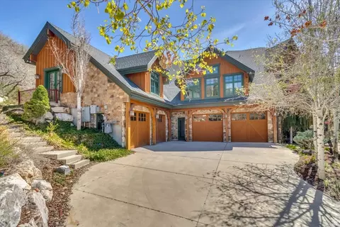 1400 E Cove Cir, North Salt Lake, UT 84054