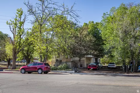 Exterior - 86 E 300 S, Moab, UT 84532 photo 4 of 4