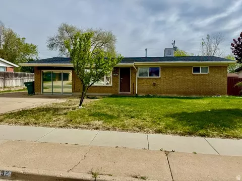 232 W 700 N, Clearfield, UT 84015