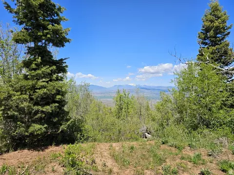 27 Pine Ridge Rd #27, Mount Pleasant, UT 84647