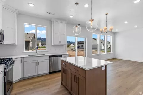 Kitchen - 550 N 735 W, Smithfield, UT 84335 photo 2 of 3