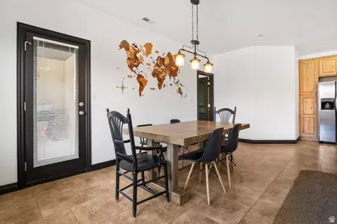 Dining - 635 N 220 E, Salem, UT 84653 photo 3 of 5