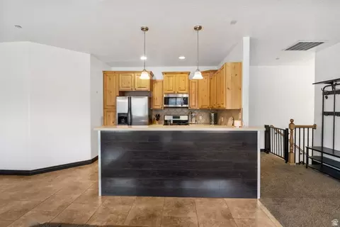 Kitchen - 635 N 220 E, Salem, UT 84653 photo 4 of 4