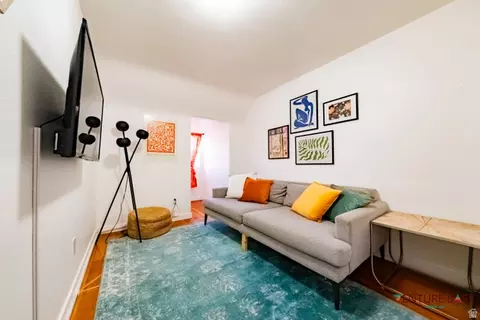 Living - 170 E 100 N, Kanab, UT 84741 photo 4 of 11