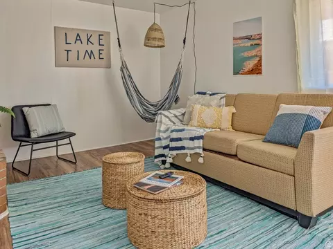 Living - 170 E 100 N, Kanab, UT 84741 photo 9 of 11