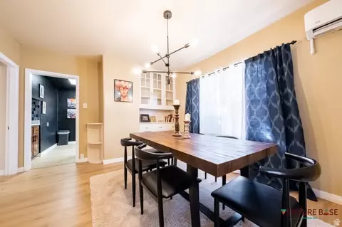 Dining - 170 E 100 N, Kanab, UT 84741 photo 1 of 5