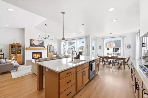 Kitchen - 283 N 500 W, Mapleton, UT 84664 photo 1 of 10