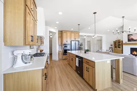 Kitchen - 283 N 500 W, Mapleton, UT 84664 photo 9 of 10