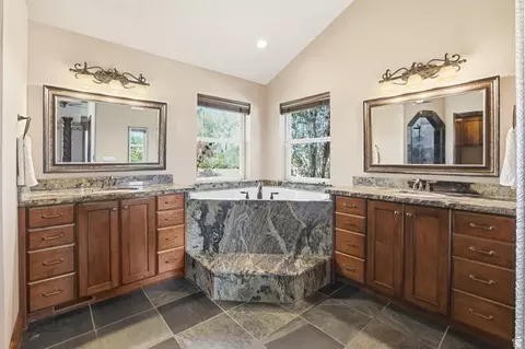 Bath - 486 E 100 N, Tremonton, UT 84337 photo 1 of 5