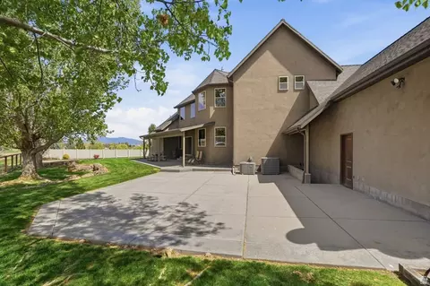 Exterior - 486 E 100 N, Tremonton, UT 84337 photo 7 of 8