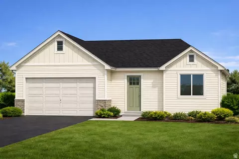 1058 N Summit View Dr W, Harrisville, UT 84404