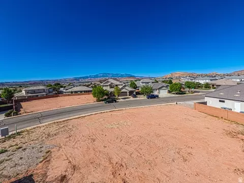 422 E Saddleback Rd #44, Washington, UT 84780 photo 8