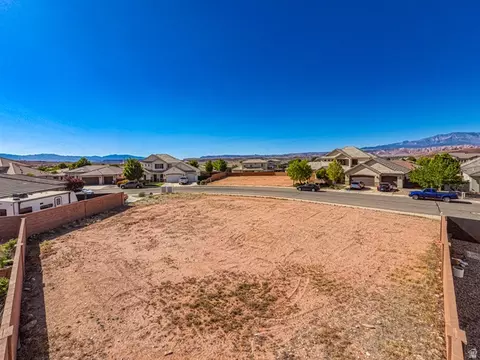 422 E Saddleback Rd #44, Washington, UT 84780 photo 5