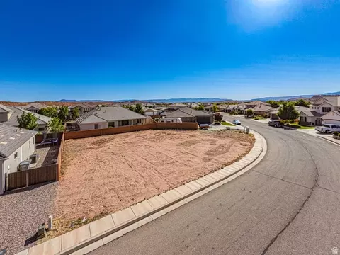 422 E Saddleback Rd #44, Washington, UT 84780 photo 2