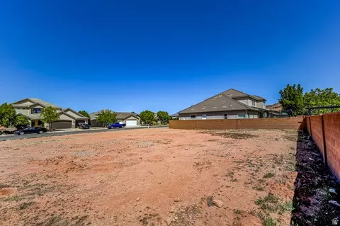 422 E Saddleback Rd #44, Washington, UT 84780 photo 6