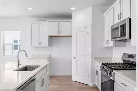 Kitchen - 1588 E Duckwater Peak, Eagle Mountain, UT 84005 photo 2 of 2