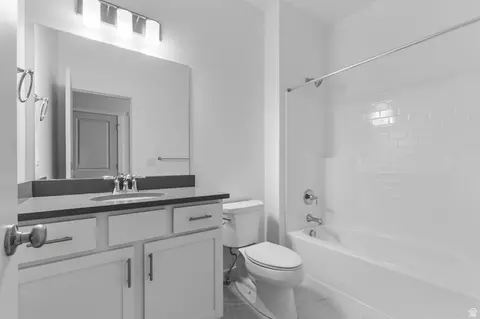 Bath - 1578 E Duckwater Peak, Eagle Mountain, UT 84005 photo 2 of 2