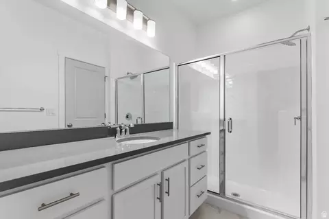 Bath - 1578 E Duckwater Peak, Eagle Mountain, UT 84005 photo 1 of 2