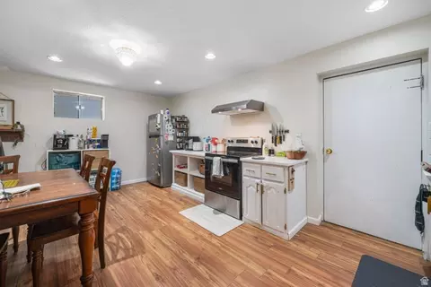 Kitchen - 595 N 500 W, Orem, UT 84057 photo 5 of 5