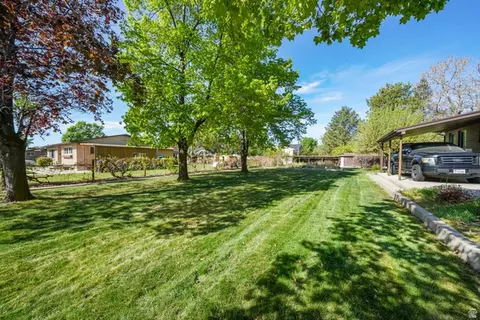 Exterior - 595 N 500 W, Orem, UT 84057 photo 3 of 6