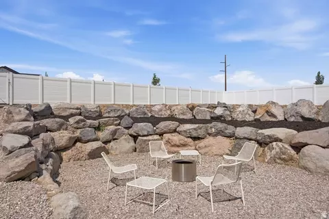 Exterior - 354 N 800 W, Mapleton, UT 84664 photo 13 of 34