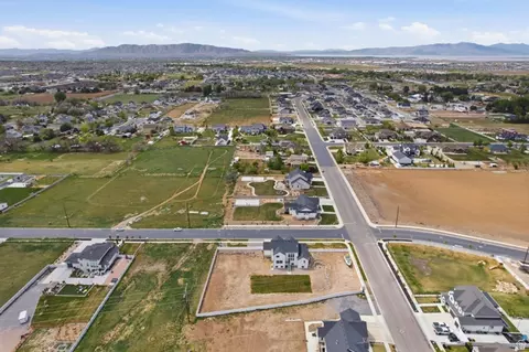 View/Area - 354 N 800 W, Mapleton, UT 84664 photo 3 of 8
