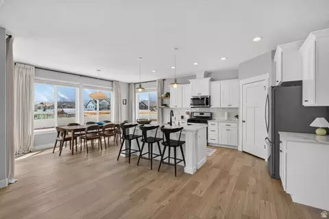 Kitchen - 354 N 800 W, Mapleton, UT 84664 photo 2 of 5