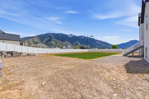 Exterior - 354 N 800 W, Mapleton, UT 84664 photo 13 of 21