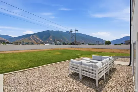 Exterior - 354 N 800 W, Mapleton, UT 84664 photo 17 of 34