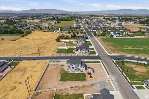 View/Area - 354 N 800 W, Mapleton, UT 84664 photo 3 of 9