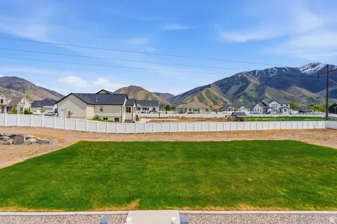 Exterior - 354 N 800 W, Mapleton, UT 84664 photo 12 of 21