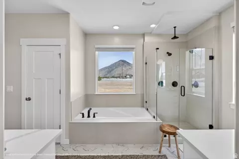 Bath - 354 N 800 W, Mapleton, UT 84664 photo 2 of 6