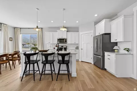 Kitchen - 354 N 800 W, Mapleton, UT 84664 photo 3 of 5