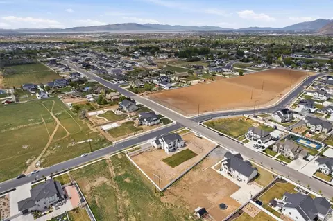 View/Area - 354 N 800 W, Mapleton, UT 84664 photo 2 of 8