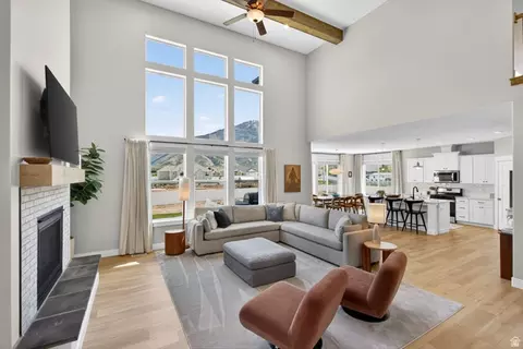 Living - 354 N 800 W, Mapleton, UT 84664 photo 4 of 4