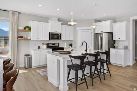 Kitchen - 354 N 800 W, Mapleton, UT 84664 photo 3 of 5