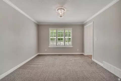 Living - 744 E Sunrise Dr N, Orem, UT 84097 photo 2 of 7