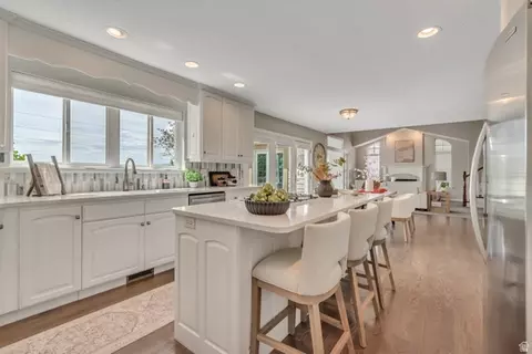 Kitchen - 744 E Sunrise Dr N, Orem, UT 84097 photo 2 of 5