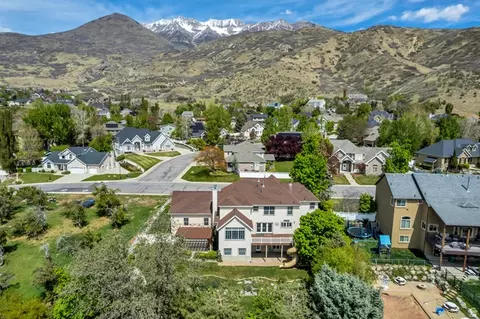 View/Area - 744 E Sunrise Dr N, Orem, UT 84097 photo 7 of 20