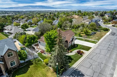 View/Area - 744 E Sunrise Dr N, Orem, UT 84097 photo 17 of 20